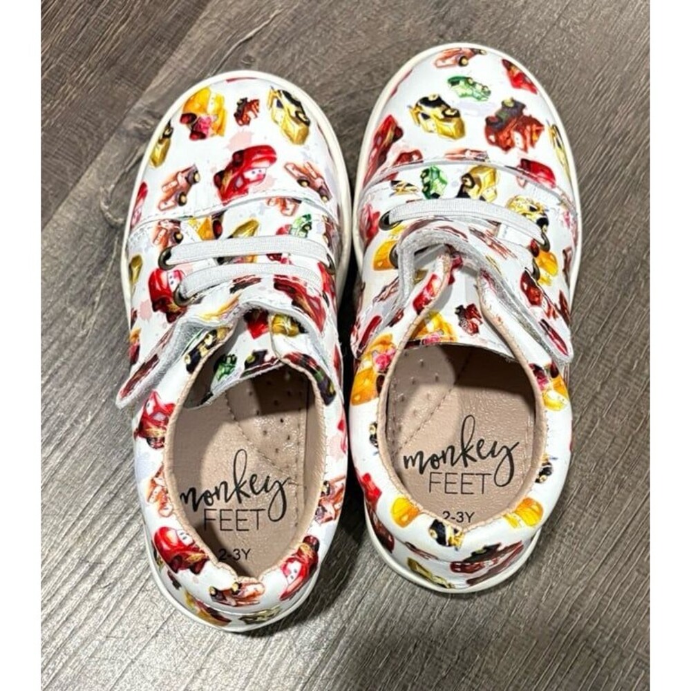 Monkey Feet